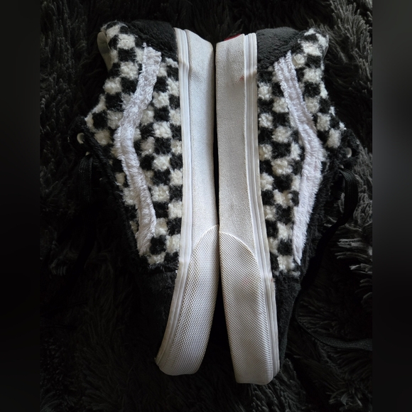 VANS | Sherpa Black and White Checkerboard Sneakers Sz 7.5 M / 9 W - Picture 3 of 7